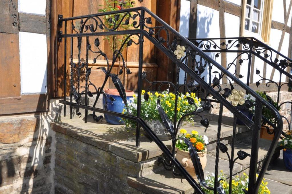 Anno 1772 Bed & Breakfast Dattenfeld Bagian luar foto